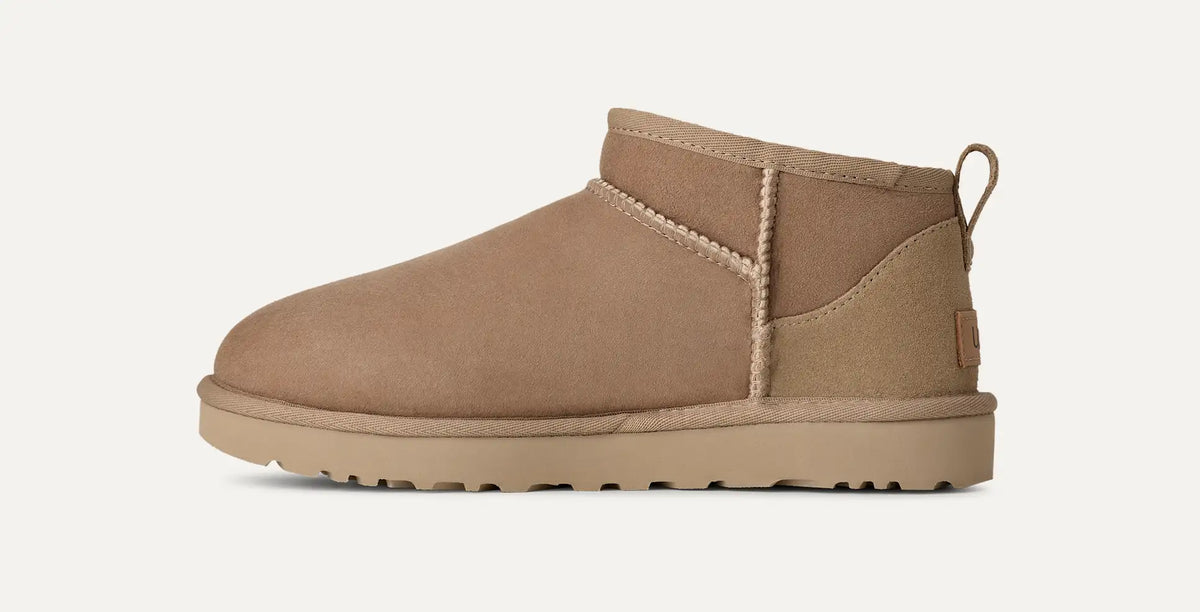 UGG Botte Classic Ultra Mini Sand